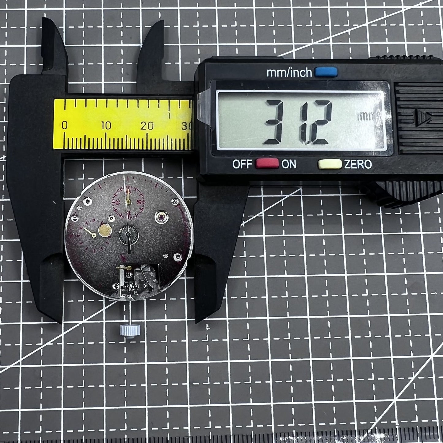 Tianjin Seagull ST1903 mechanical hand-wound movement with 24-hour display for watch repairs and upgrades