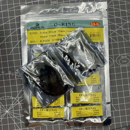 Set of 950/750/500 silicone watch gasket O-rings, durable waterproof seals for watch back cases.