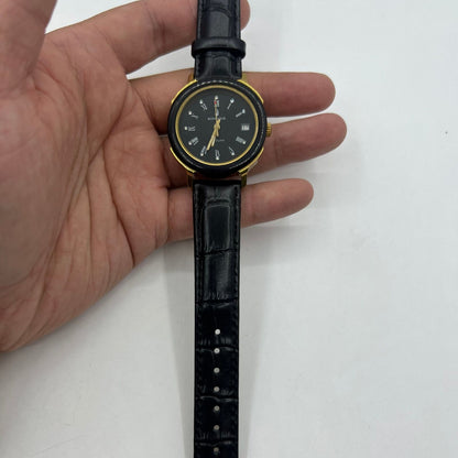 Kongque 37mm automatic watch with black dial, Roman numerals, and 33-jewel movement for accuracy.