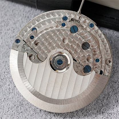 Mouvement mécanique automatique multifonctionnel à double volant SH sans calendrier