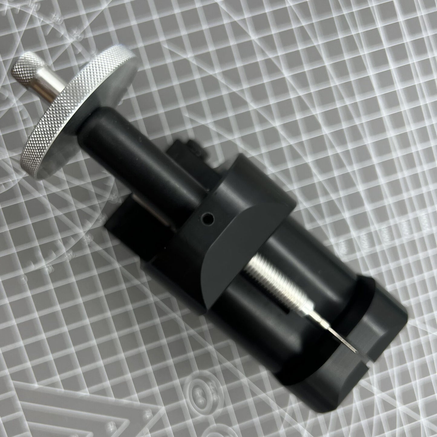 Bergeon 7250 tool for precise horizontal watch bracelet shortening and adjustment