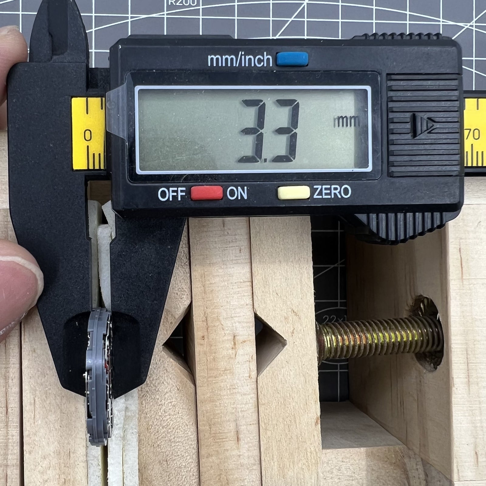 Hattori Epson TMI VD75 quartz watch movement, Japan-made, for accurate watch accessory repairs.