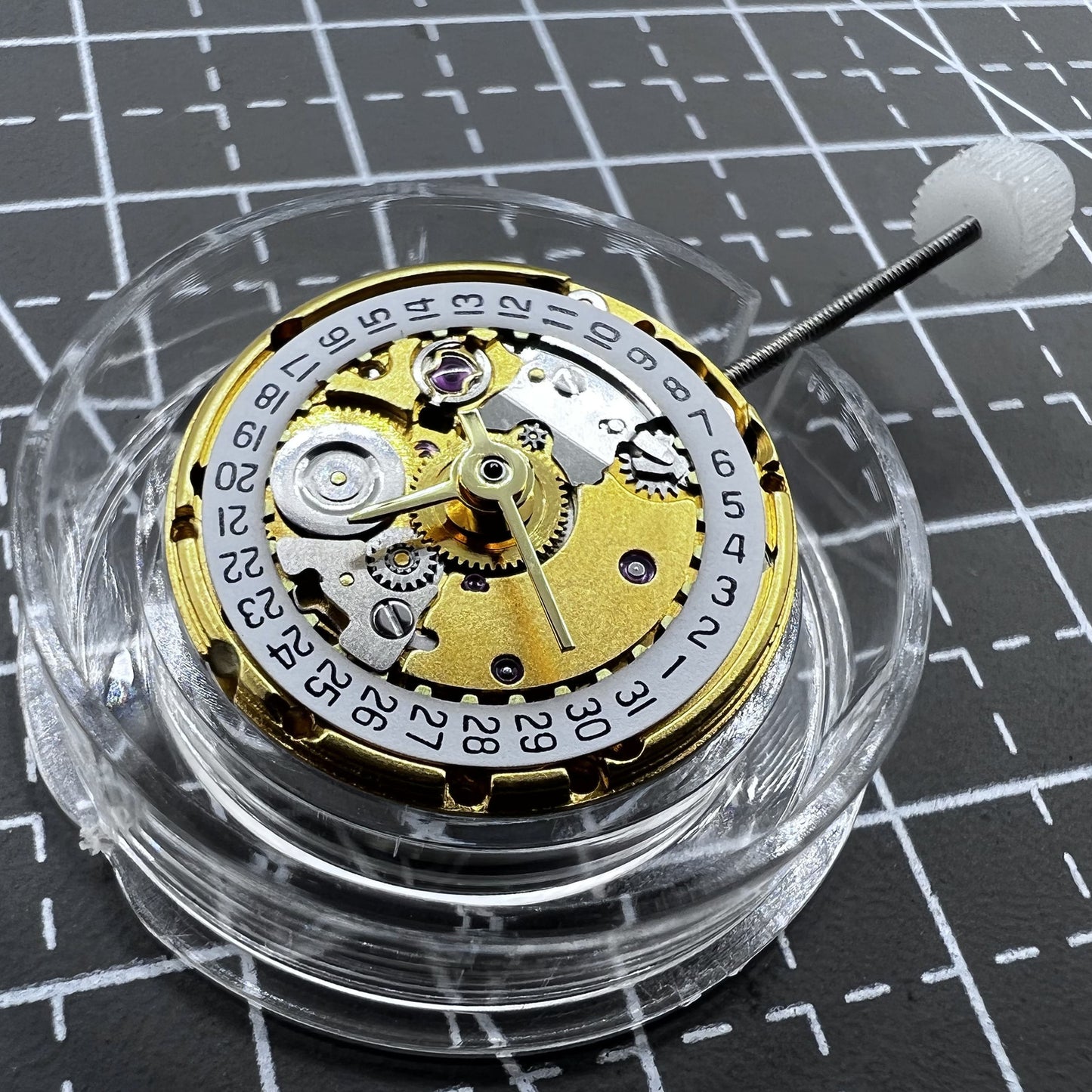 Mechanisches goldenes Uhrwerk ETA2671 mit Datumsanzeige bei 3 Uhr, Ersatz f�r pr�zise Uhren.
