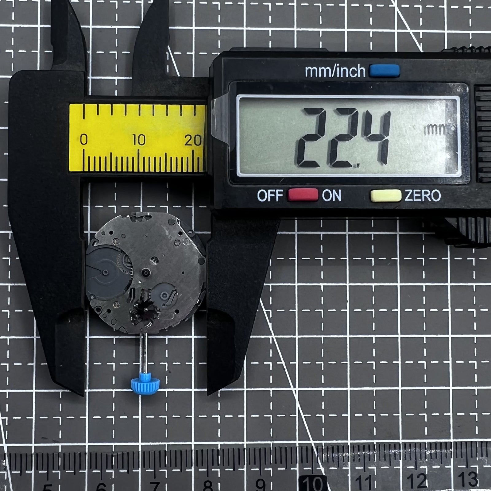 Quarzwerk Miyota 6P55 Uhrwerk mit kleinem Sekundenzeiger bei 3 und 9 Uhr, Pr�zise und langlebig