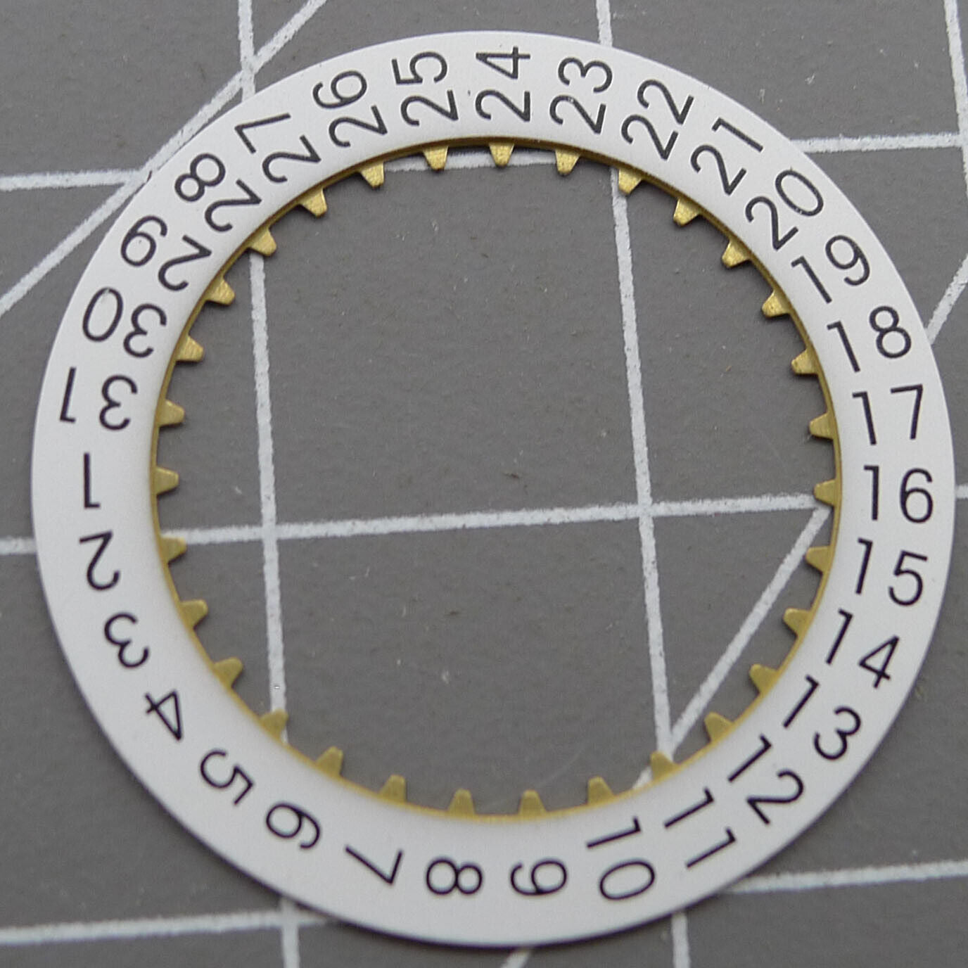 White date disk wheel for China Made/ETA 7750 movement with date display at 3 o'clock.