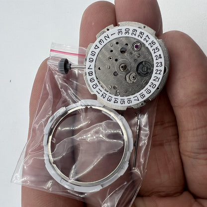 Genuine Japan Miyota Citizen 8200 automatic mechanical watch movement for men, silver finish.