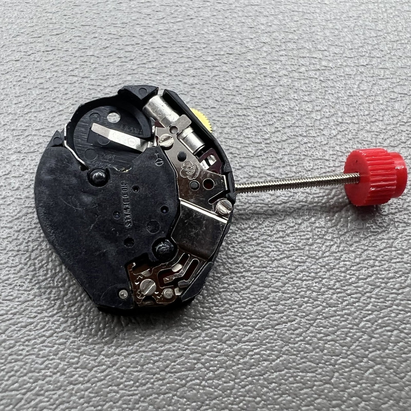 Swiss ETA 802 104 quartz movement with three hands for precise timekeeping in watch accessories.