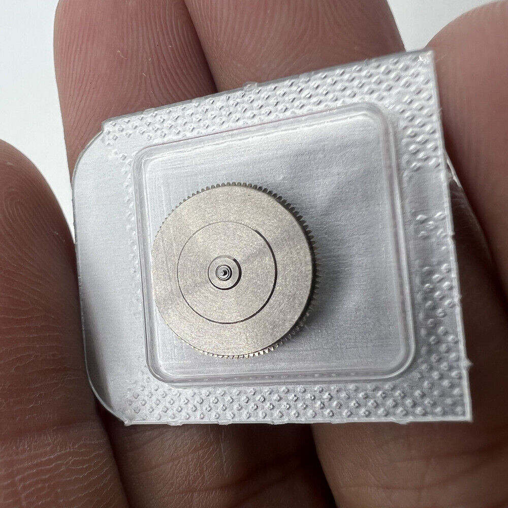 New barrel and complete mainspring for L888.2 movement watch part, ensuring precise timekeeping.