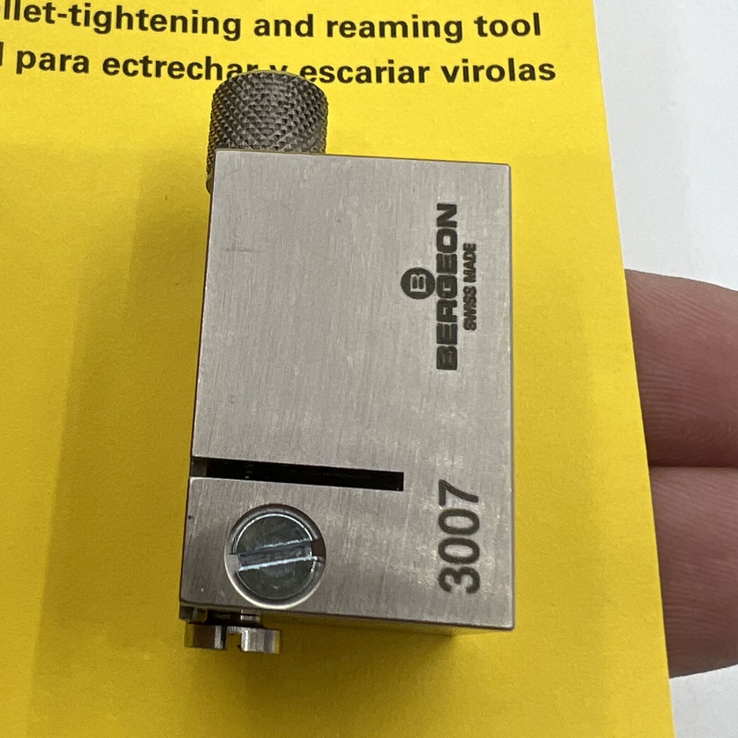 Swiss Bergeon 3007 precision collet closing tool, Swiss-made for expert watch repair and maintenance.