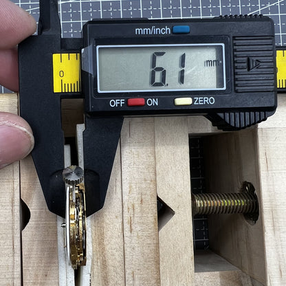 Automatisches Multifunktionales Mechanisches Uhrwerk Datum bei 2 Uhr 24 Stunden Digitalanzeige