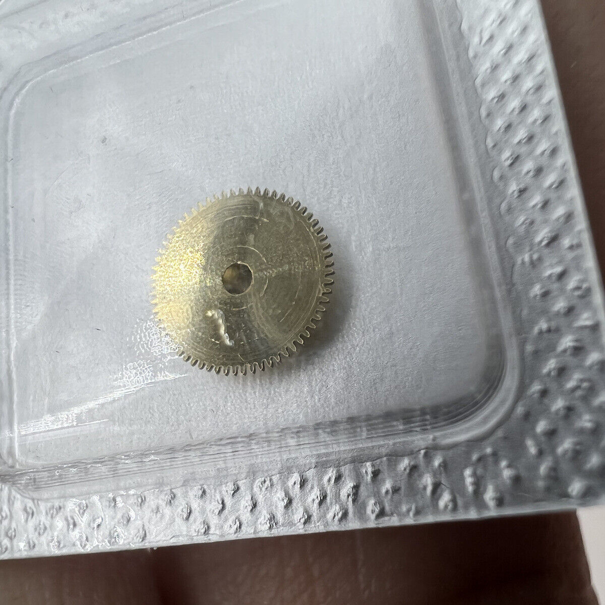 Swiss Made Hour Wheel H1 for ETA2824 movement, precision watch part for reliable timekeeping.