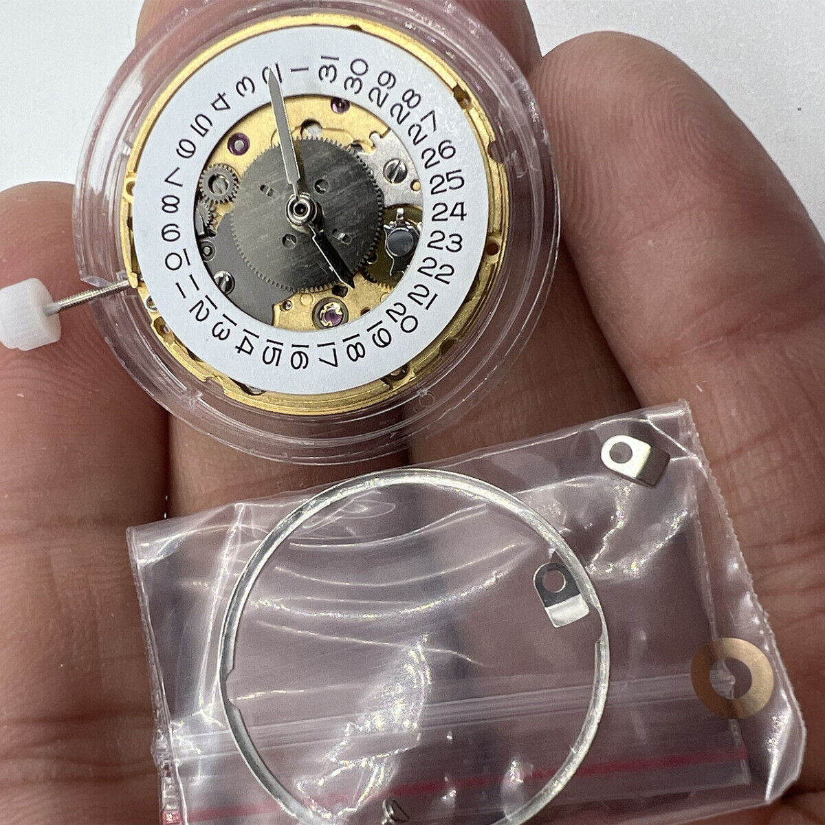 Hangzhou HZ6460 mechanical watch movement with date at 3, replacement for ETA2836 models.