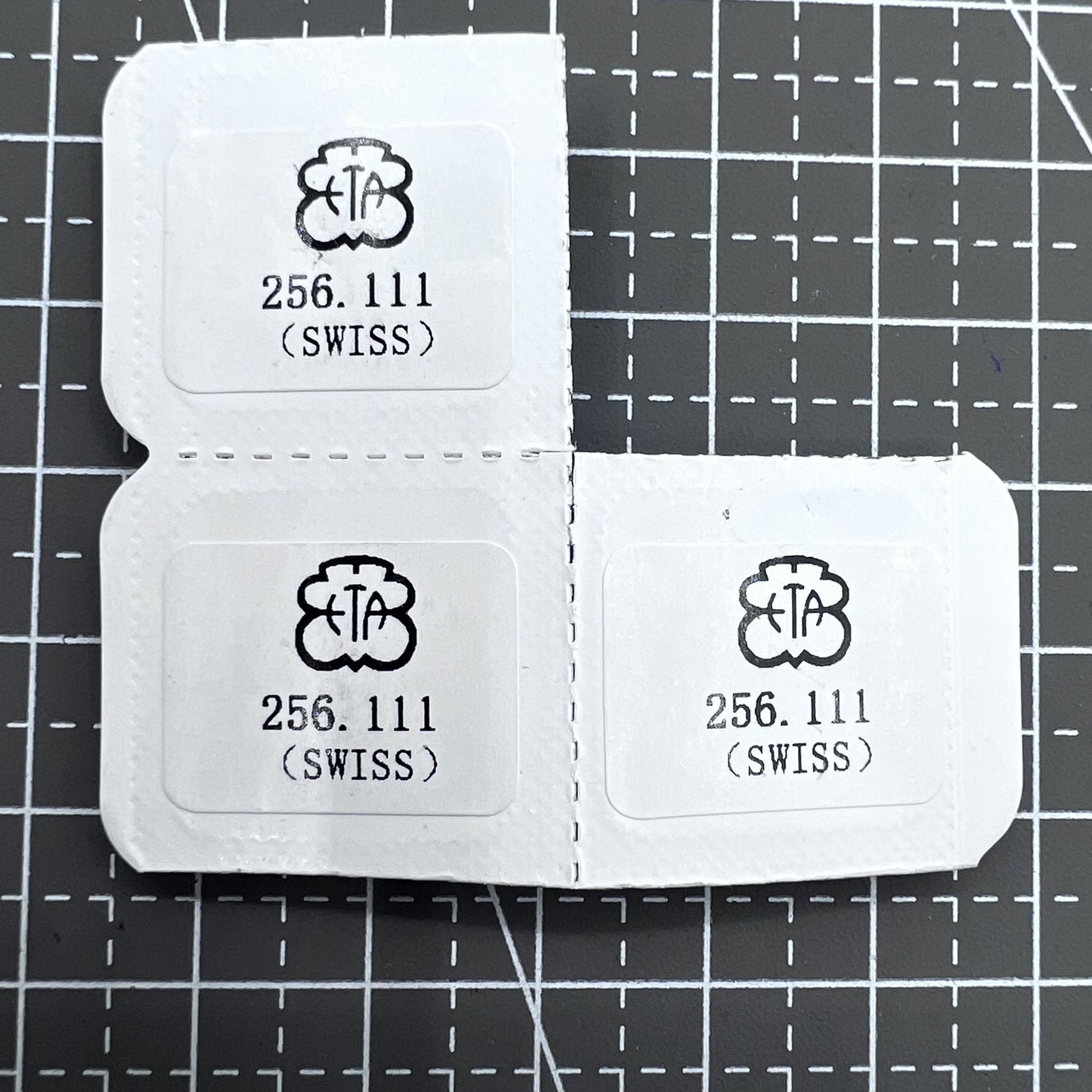 2 WEISSE DATUMSSCHEIBEN DATUMSWHEEL DATUM BEI 3 UHR FÜR ETA 256.111 UHRWERK