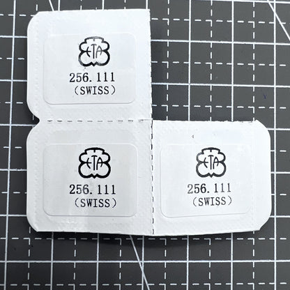 2 WEISSE DATUMSSCHEIBEN DATUMSWHEEL DATUM BEI 3 UHR FÜR ETA 256.111 UHRWERK