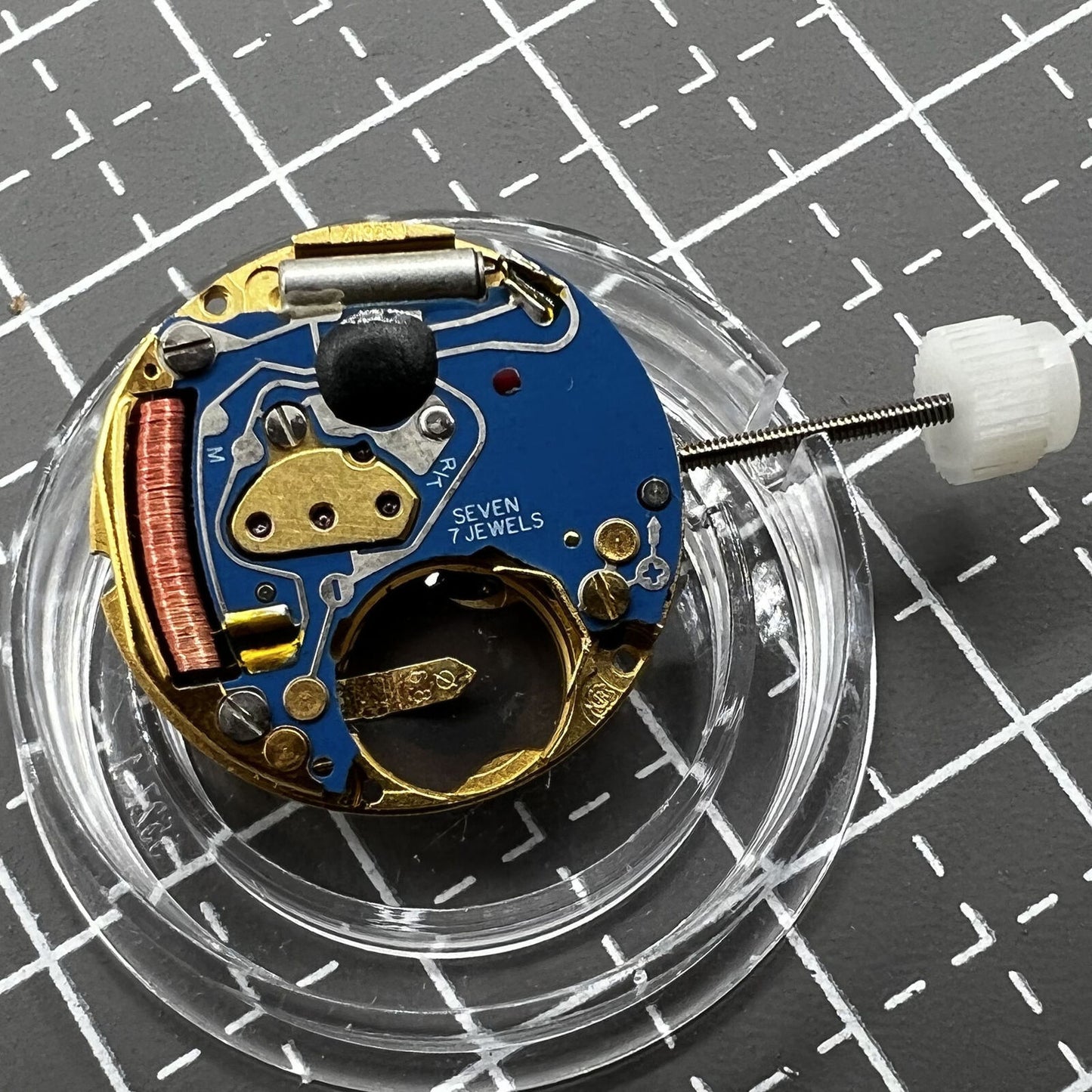 Swiss ETA 956.112 quartz watch movement displaying 3 hands and date window, ensuring reliable precision.