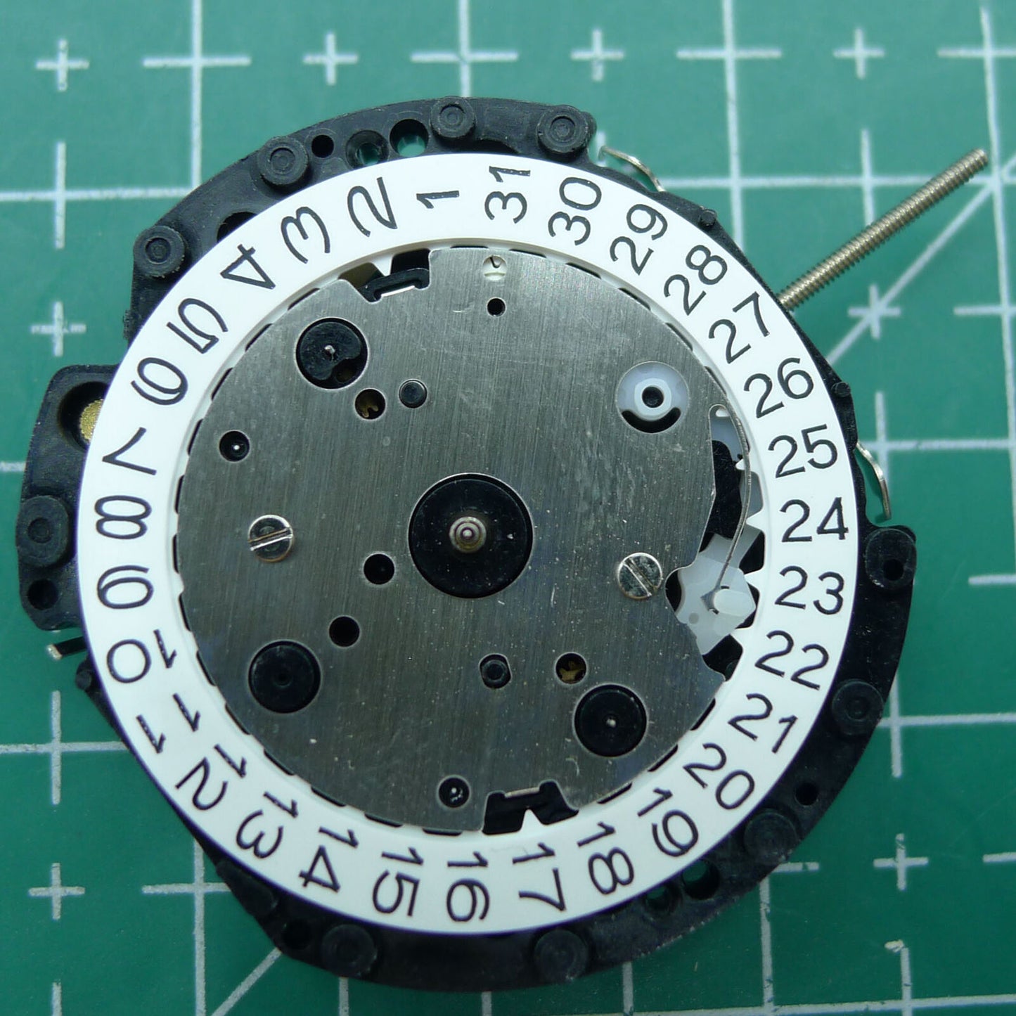 Hattori Epson VD51C quartz watch movement, Japan-made, precise timekeeping for watch repair.