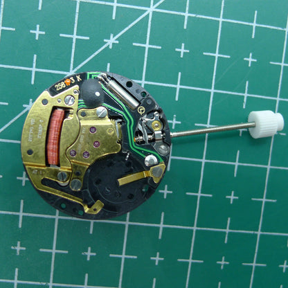 Swiss Movement ISA 338 quartz watch showing three hands and date at 3 o'clock, perfect for precise timekeeping and stylish wear.