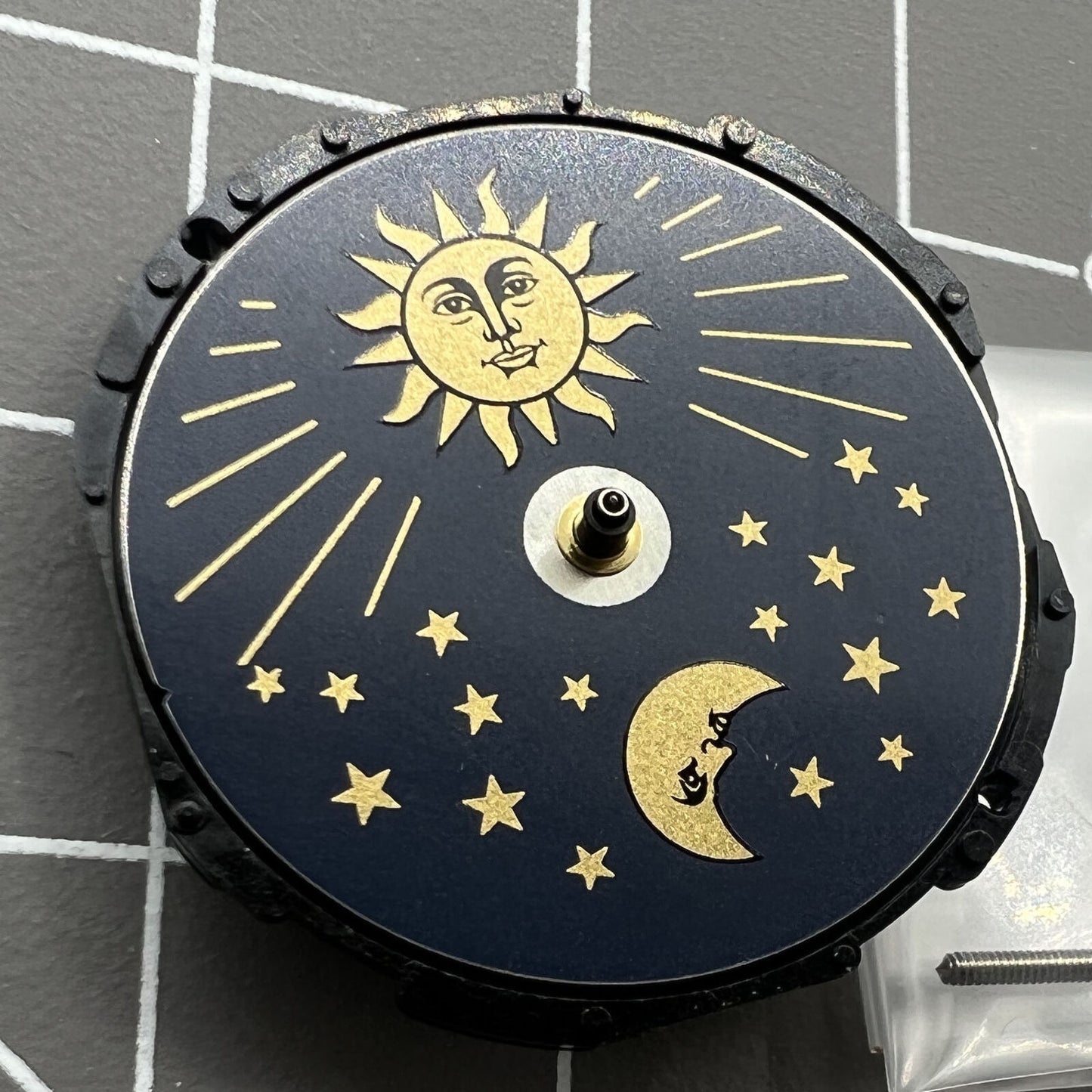 Japan Made Hattori Epson TMI PC39 quartz watch movement for precise timekeeping in watch accessories
