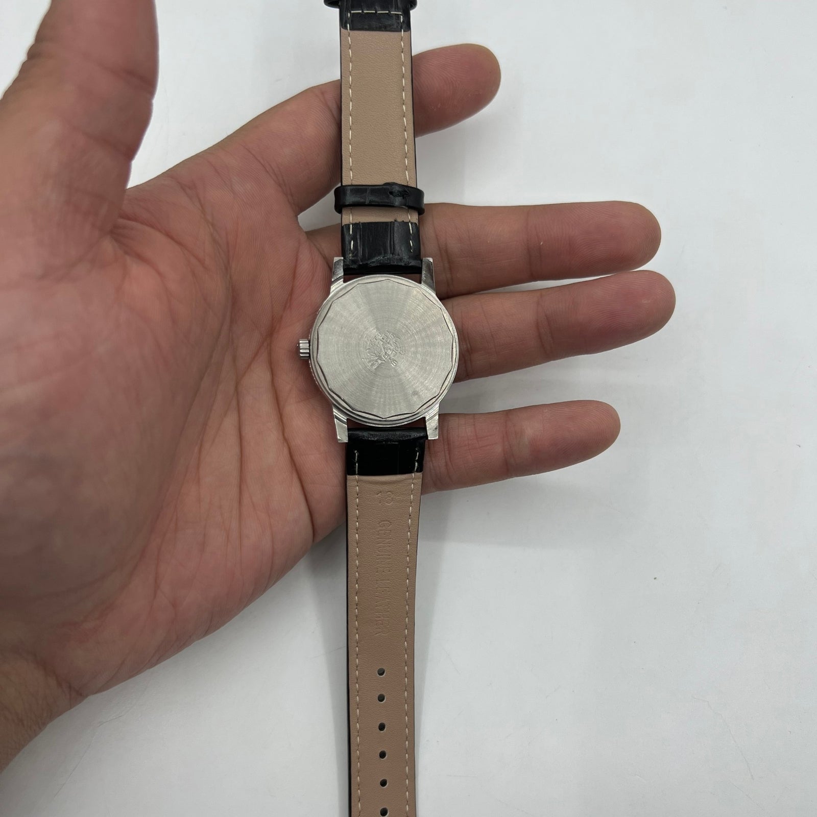 Shanghai Factory 36mm 8120 manual mechanical watch featuring shock-resistant 17 jewels for accurate timekeeping.