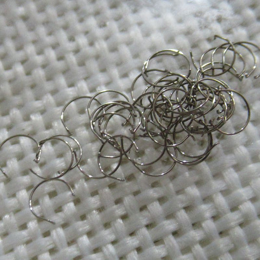 Silver Spring Click watch part for Movement 46945, compatible with various watch models, Generic Fit.