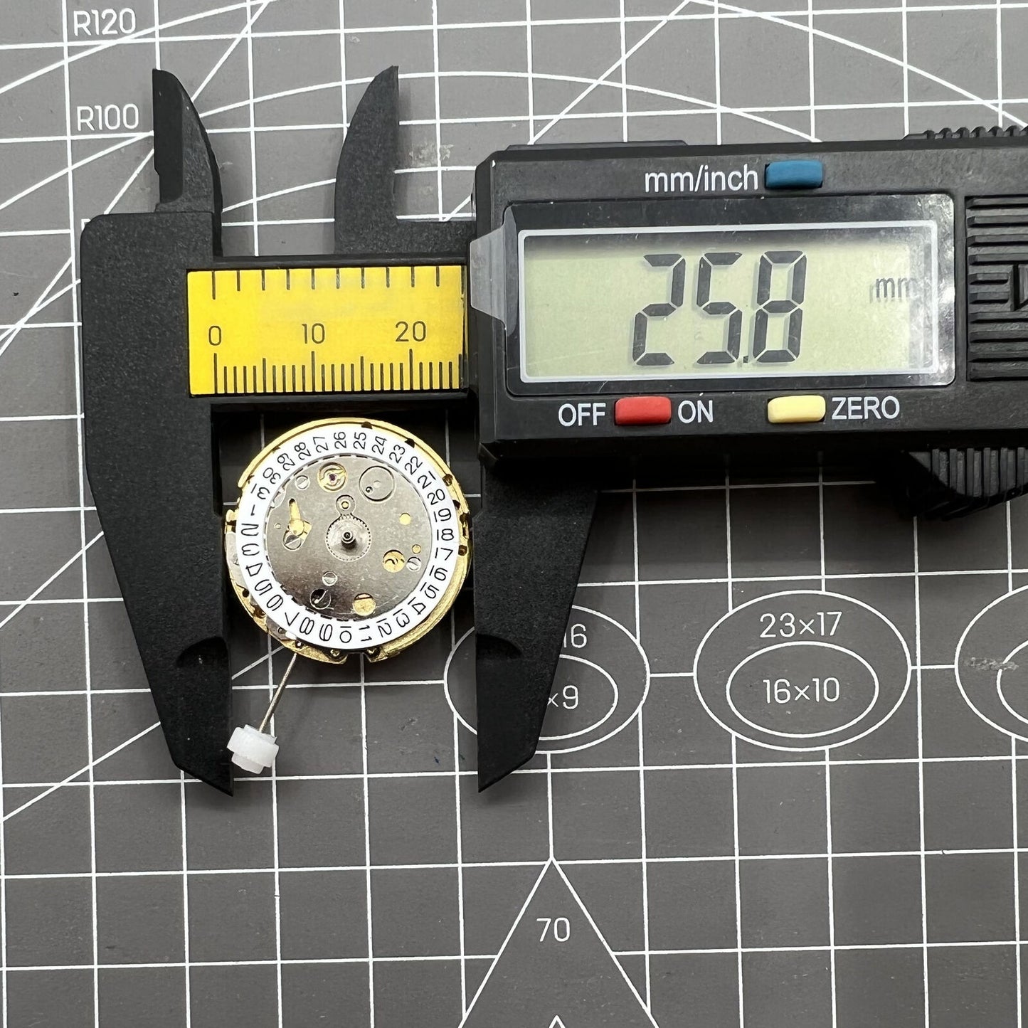 DG2813 Automatisches Goldenes Datum Mechanisches Uhrwerk 8215 8205 Ersatz 