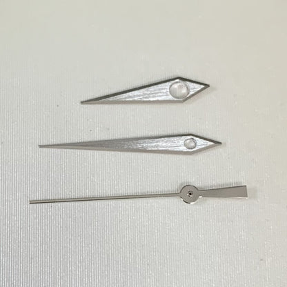Green luminous hollow watch hands set, compatible with NH35 NH36 movement for easy time reading.