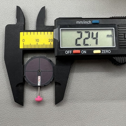 Citizen E100 Eco-Drive Solaruhr Quarzwerk Tag Datum bei Drei