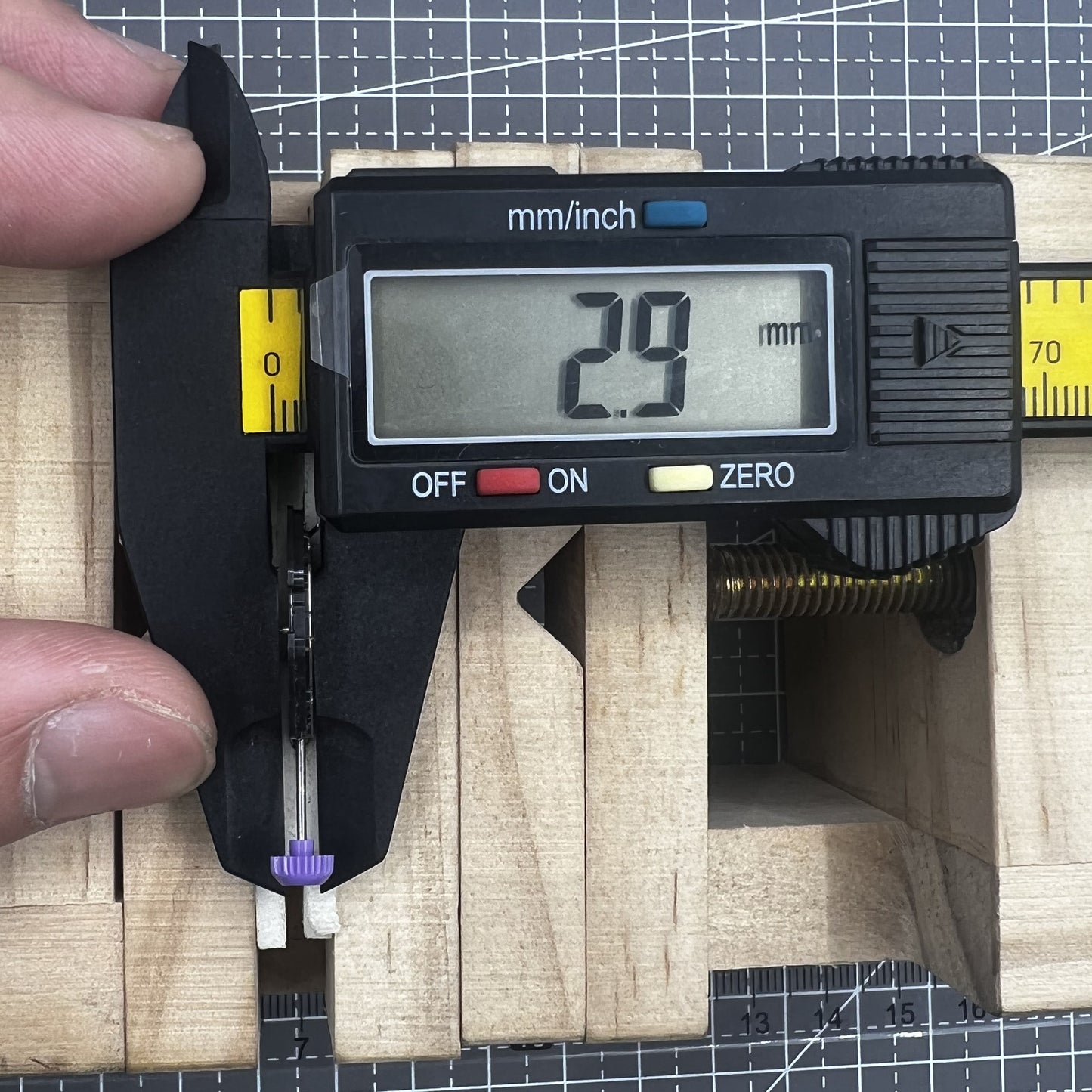 Citizen Solar Uhr G870M mit 2 Zeigern Japan Uhrwerk