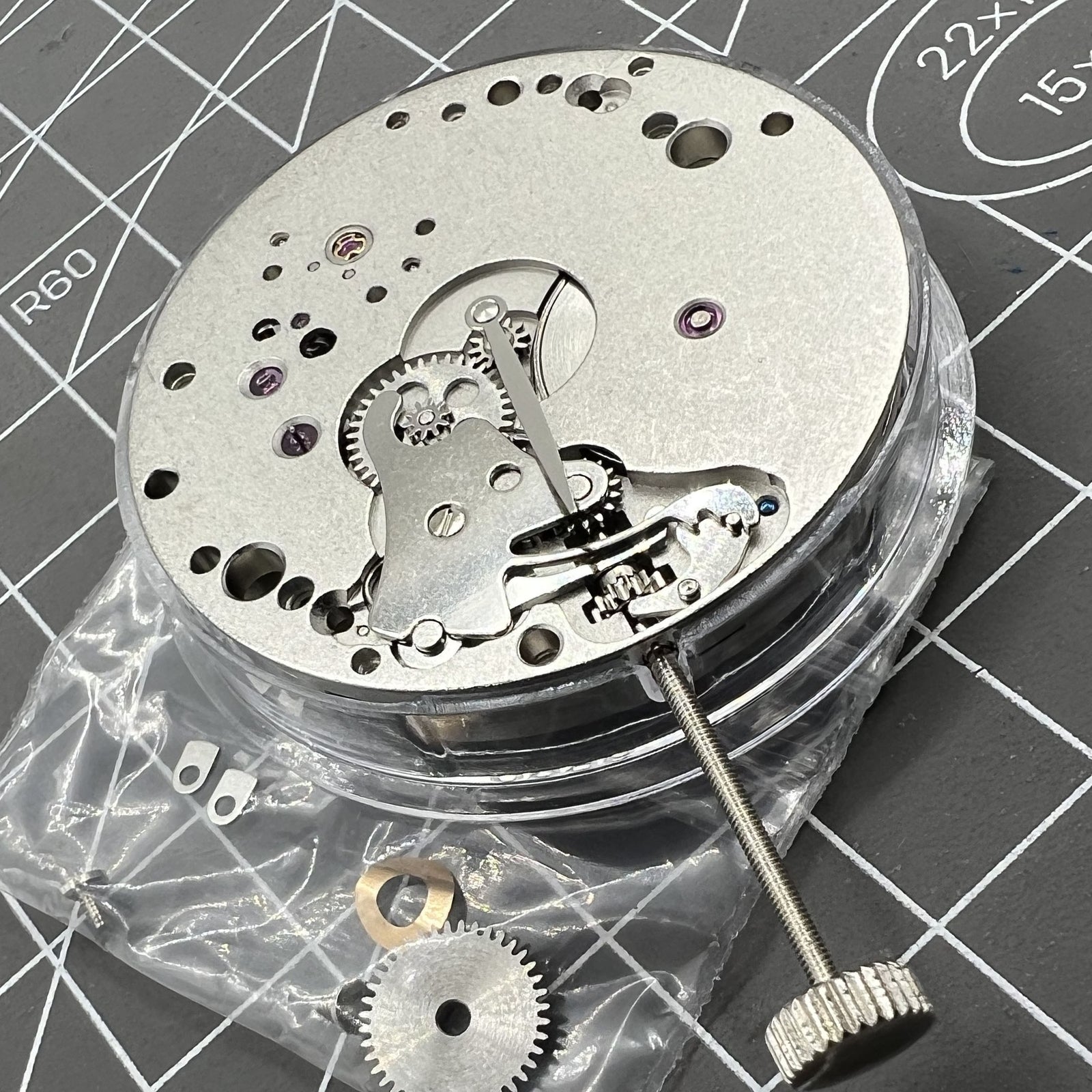 Asian Seagull ST3621 mechanical watch movement with ETA 6498 second at 6, replacement part.