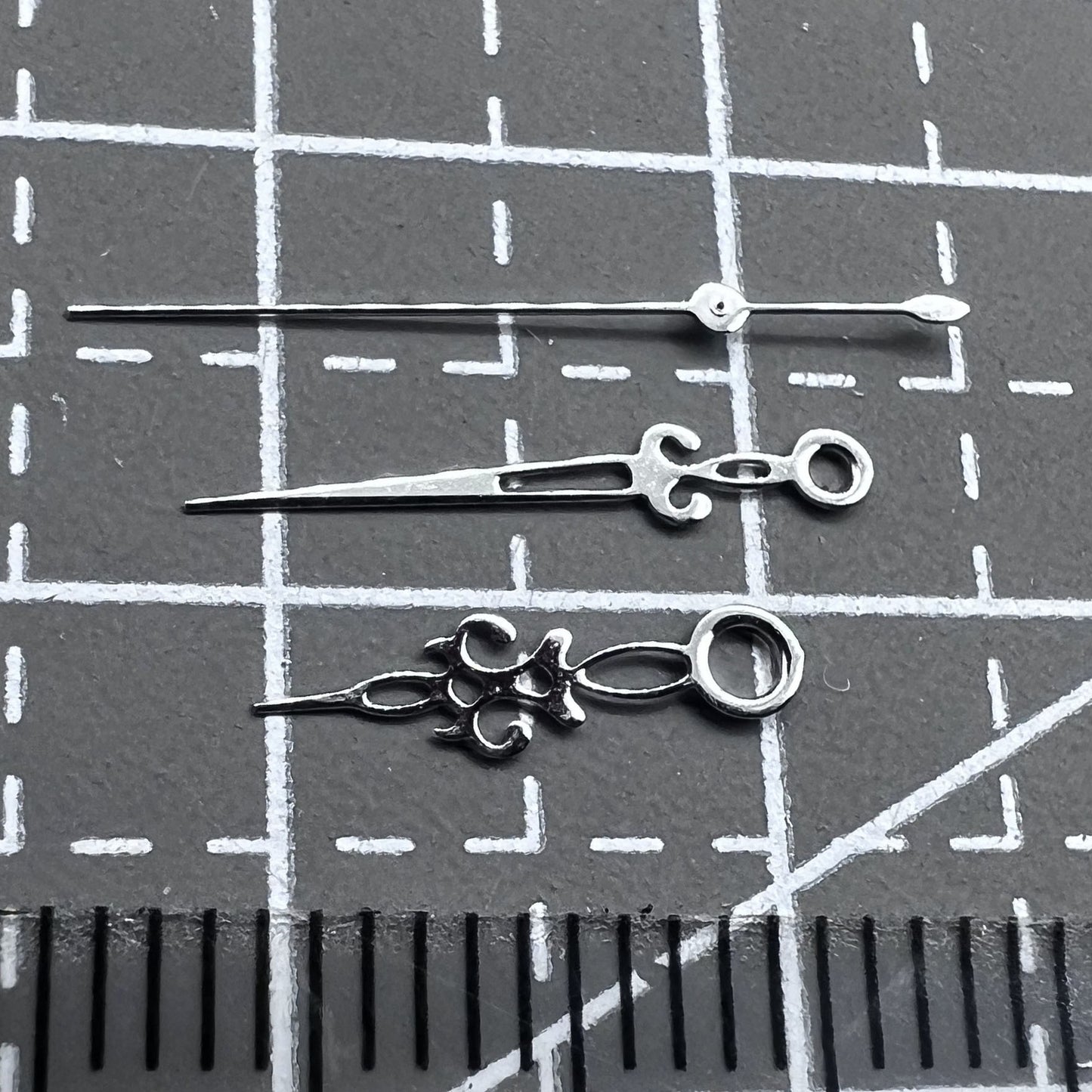 2 Sets Lochförmige Schneeflocken Zeiger Ohne Leuchtmasse Für H35 36 H38 H72