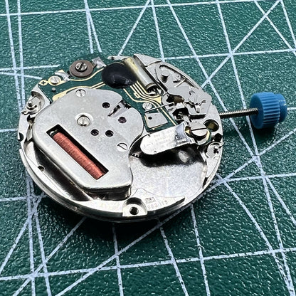 Swiss Made ETA 963.116 quartz watch movement with single date display at 3 o'clock, precise and reliable.