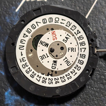 Miyota OS00 quartz watch movement with multifunctional date at 3 o?clock, precise calendar display.