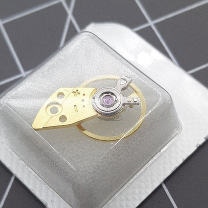 Golden Complete Balance Wheel with Splint for Miyota 8205 8200, precision Japan-made watch part enhancing smooth timekeeping.
