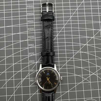 32mm Taihang Manual Mechanical Watch 17 Jews Black Dial Golden Nail