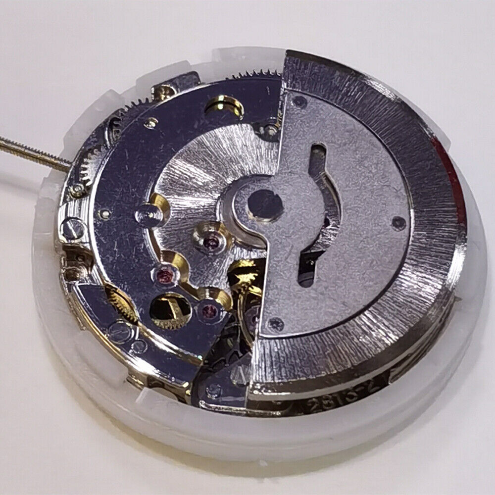 DG2813 Automatisches mechanisches Uhrwerk 8205 Ersatz Tag Datum Silber