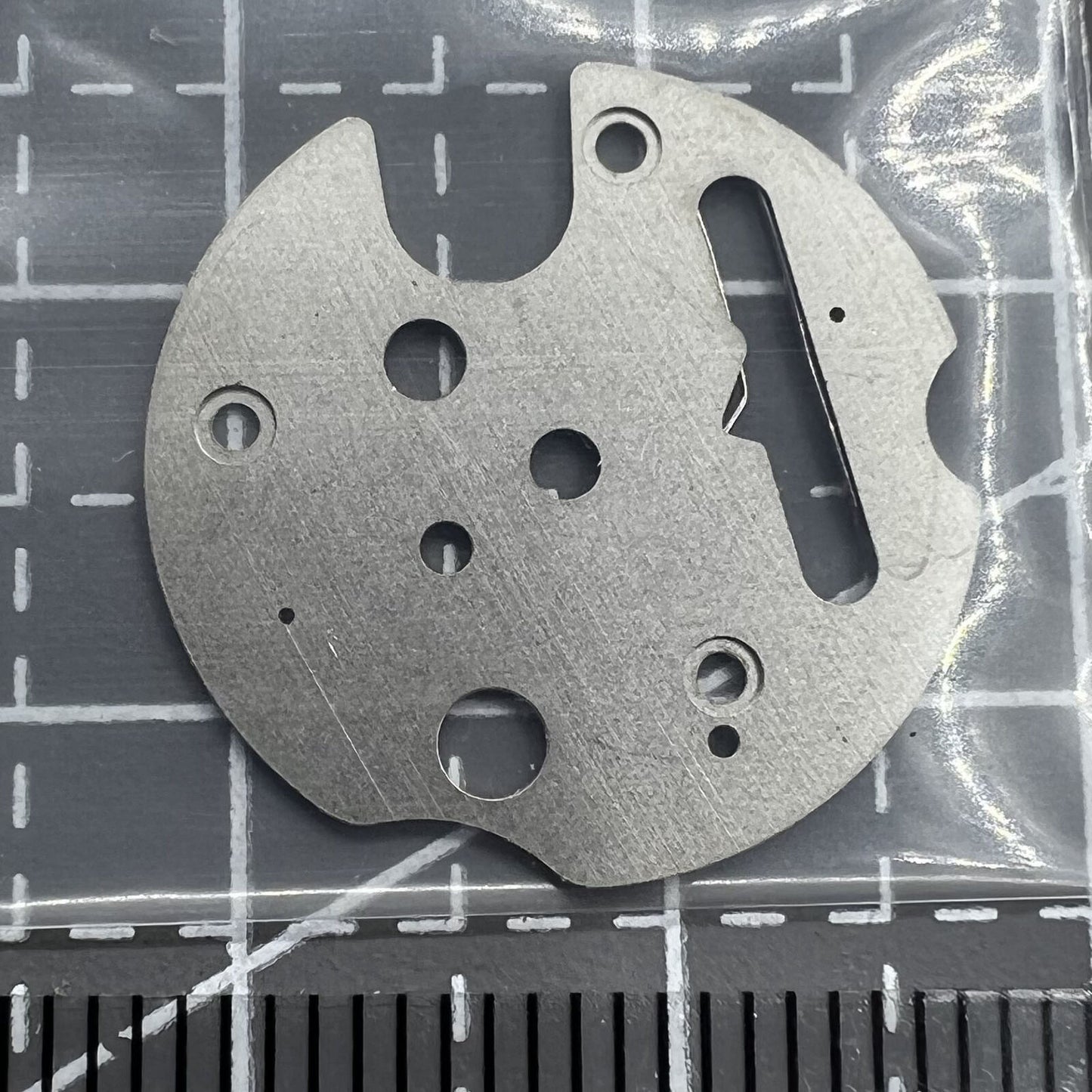 Date Calendar Wheel Bridge Splint watch accessory by ETA, enhancing movement precision and durability.