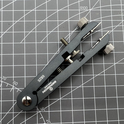 Bergeon 6825-PF spring bar pliers for precise watch bracelet removal, Swiss Made craftsmanship.