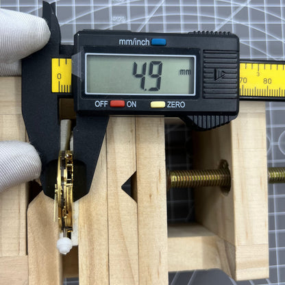 Swiss Made ETA251.272 quartz watch movement with date at 4, precision ETA component for watch accessories.