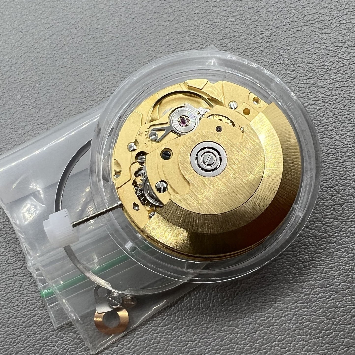 Hangzhou 6460 mechanical watch movement with GMT function, precise ETA 2836 replacement by Hangzhou.