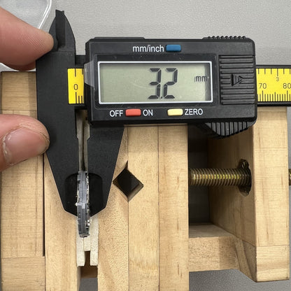 Hattori Epson Japan VD87A VD87 Quarzuhrwerk Modell