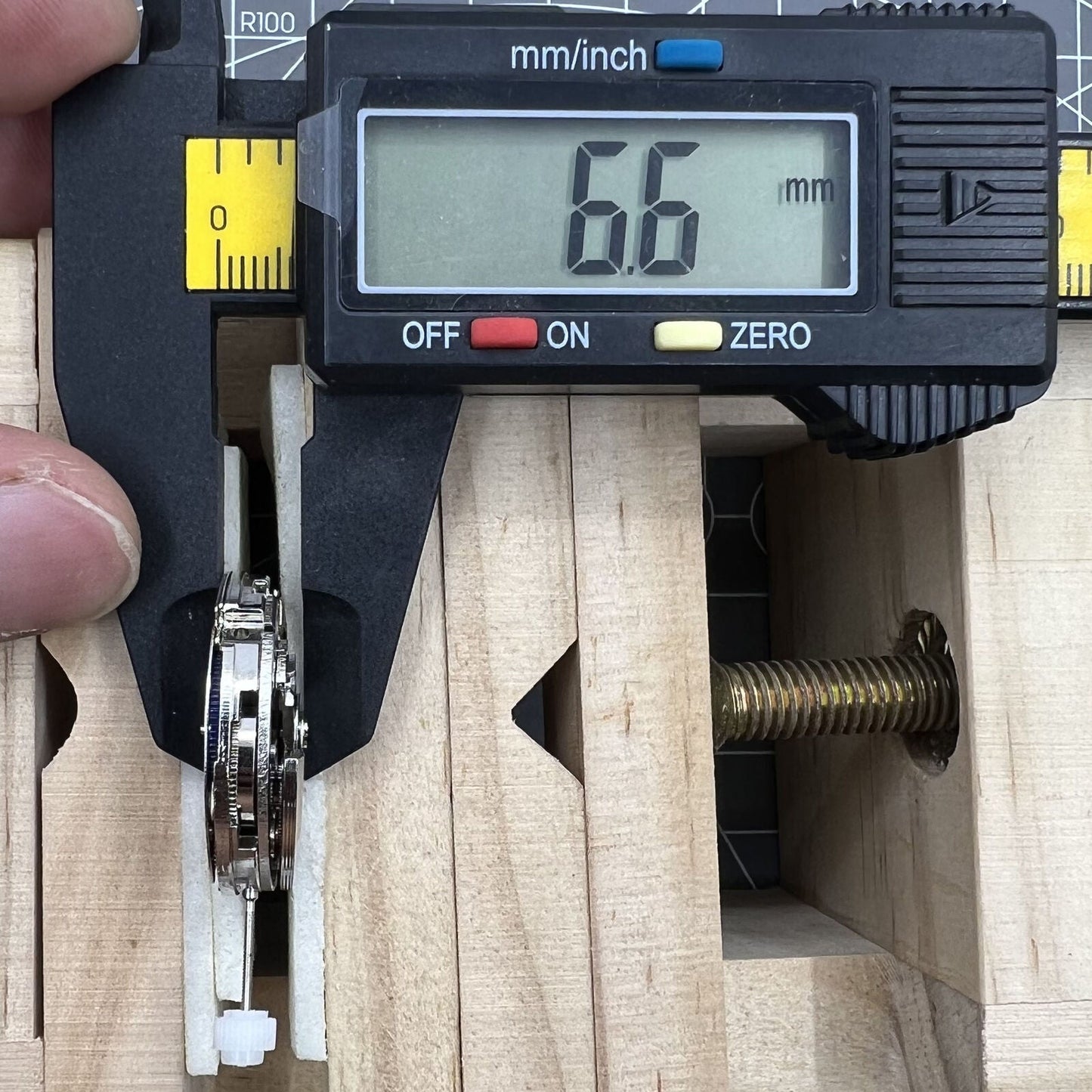 Dandong Kleine Sekunde@6 Automatisches mechanisches Uhrwerk