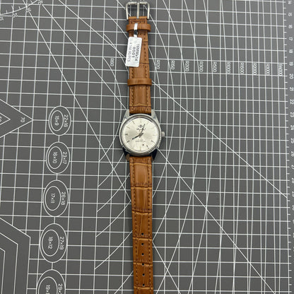 Chunlan 32mm manual mechanical watch with silver dial and 17 jewel precision movement.