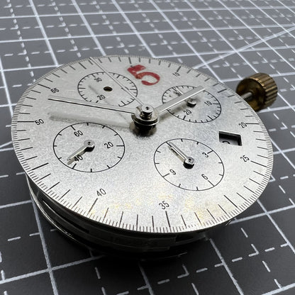 Dandong Automatisches Mechanisches Uhrwerk Model 7753 Kleine Sekunde bei 9 Uhr Mechanismus