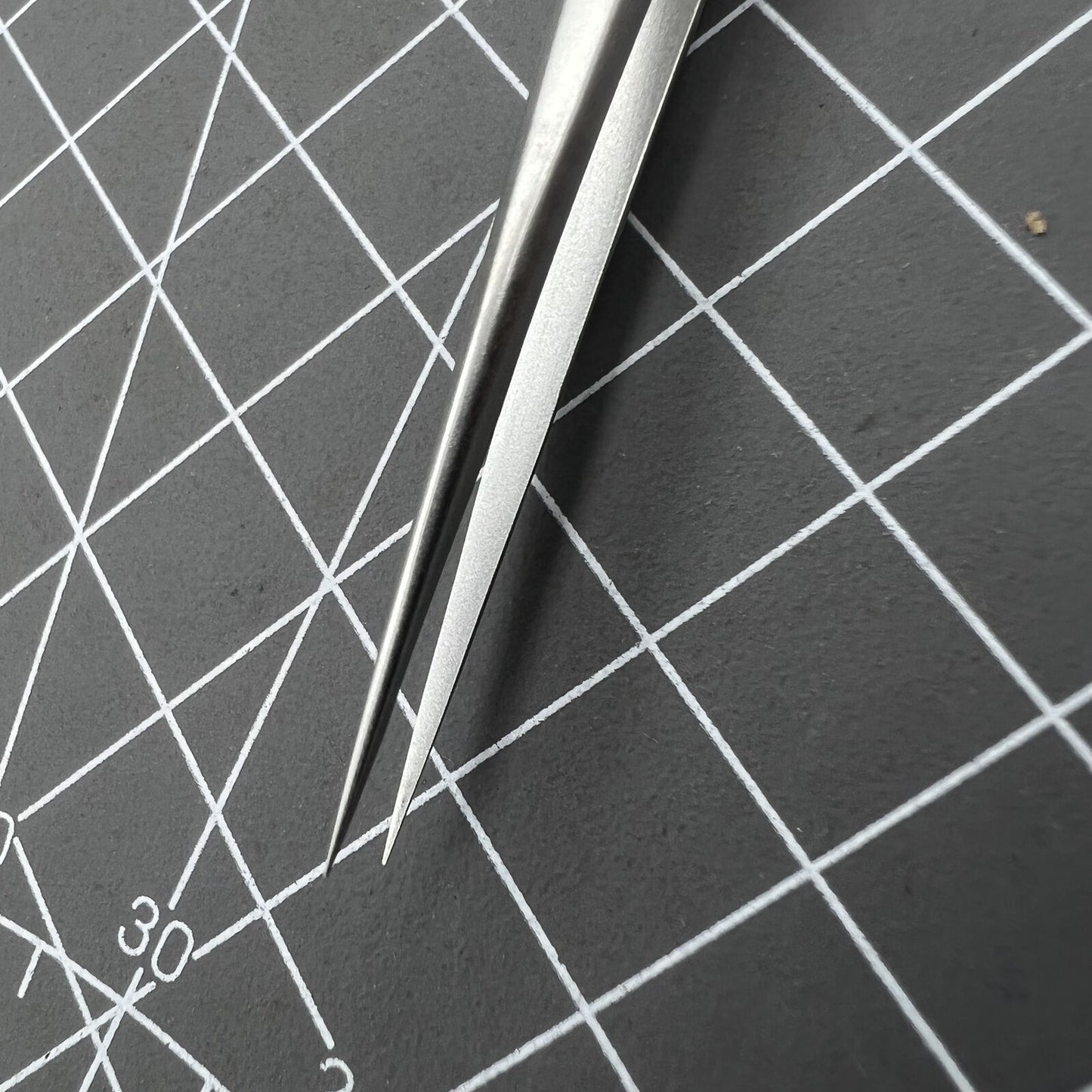 Swiss Bergeon 7026-SS antimagnetic tweezer with narrow fine tips for delicate watch repair and assembly tasks.