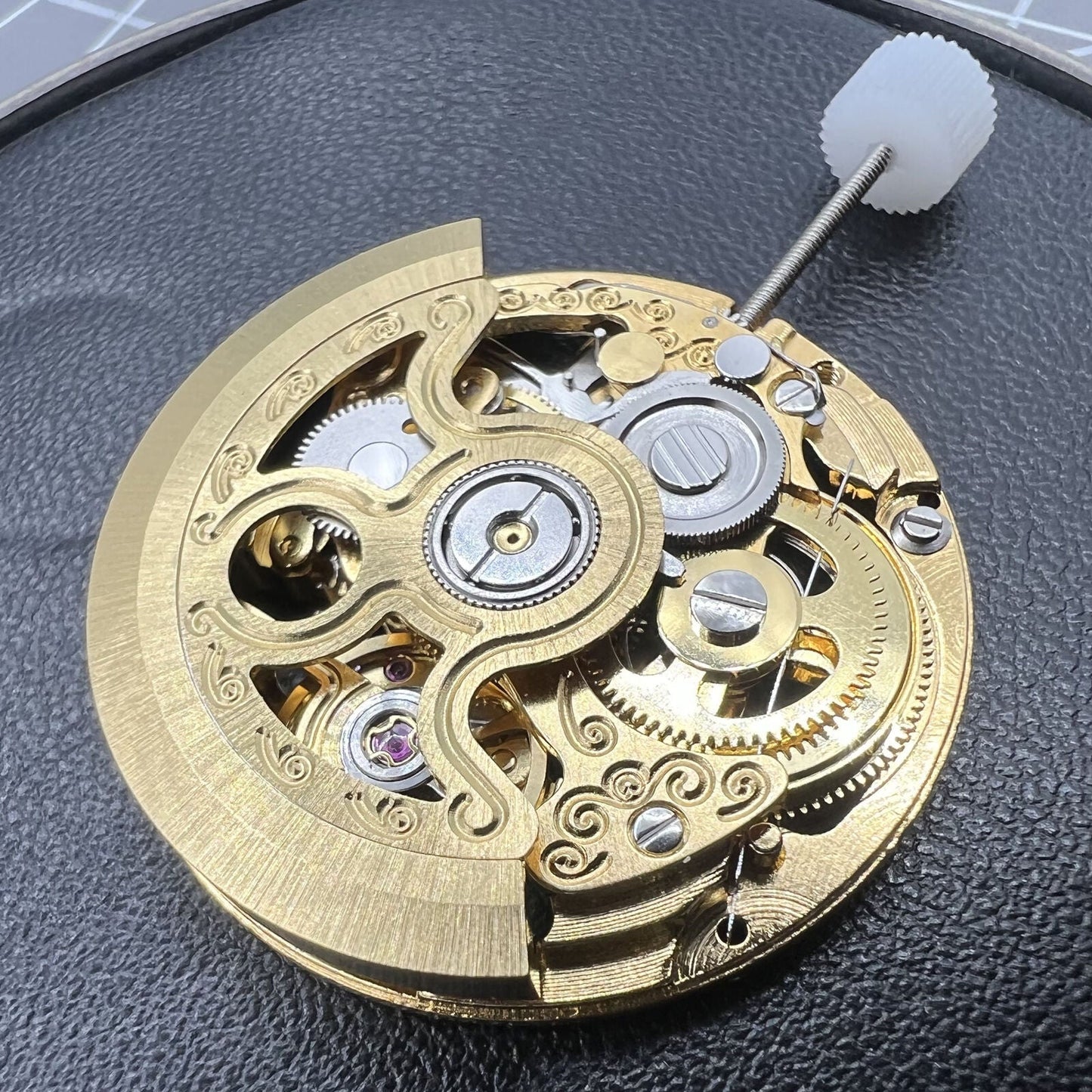 Hangzhou 2189 watch accessory featuring golden hollow design and automatic mechanical movement for elegant timepieces.