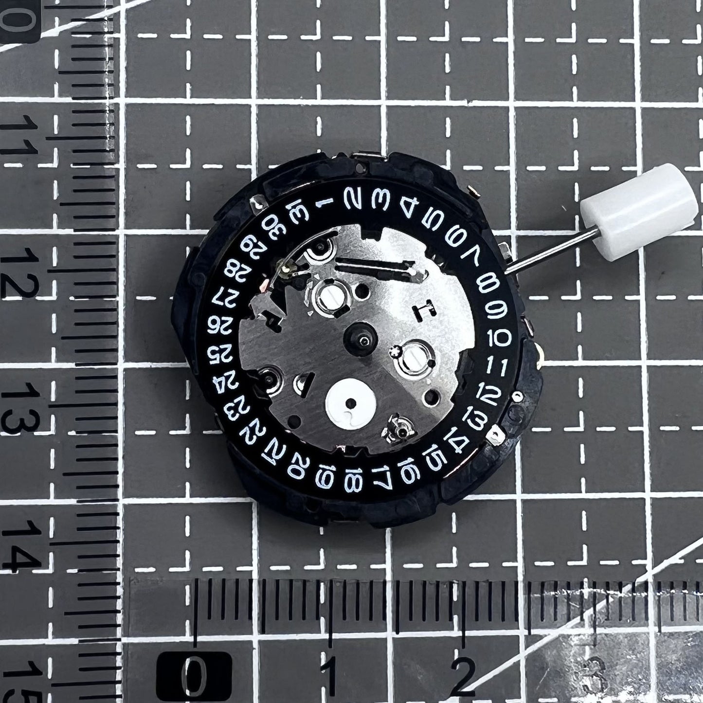 Seiko Quartz 7T92A watch movement, high-precision Japanese craftsmanship for reliable timekeeping.