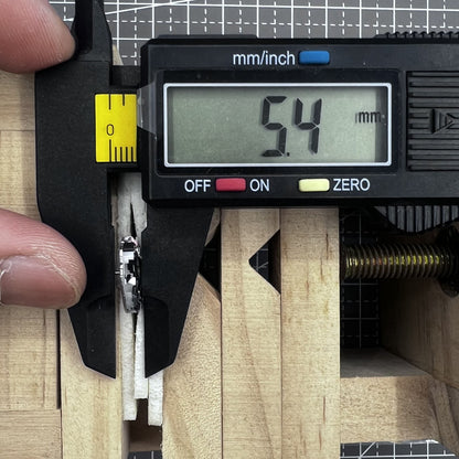 2 Stück Miyota 2039 Quarzuhrwerk H3 mit 3 Zeigern und hoher Ritzelwelle mit