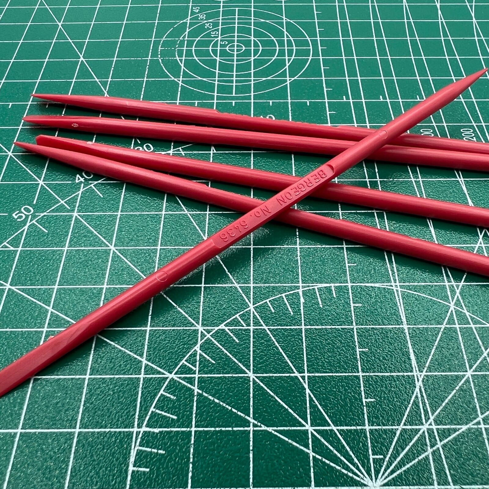 Bergeon 6436 watch cleaning sticks bulk pack, durable polystyrene for precise watch maintenance.