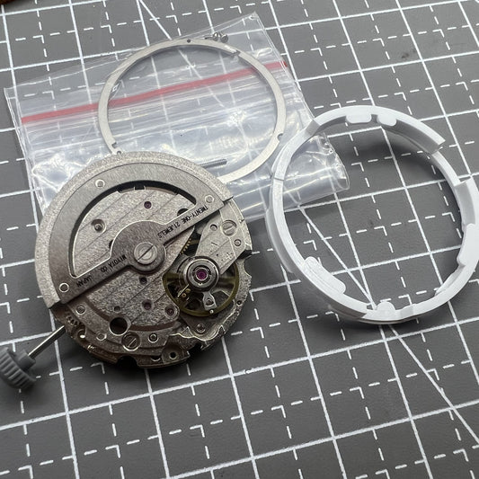 Japanisches Miyota-Silber 8245, automatisches mechanisches Uhrwerk