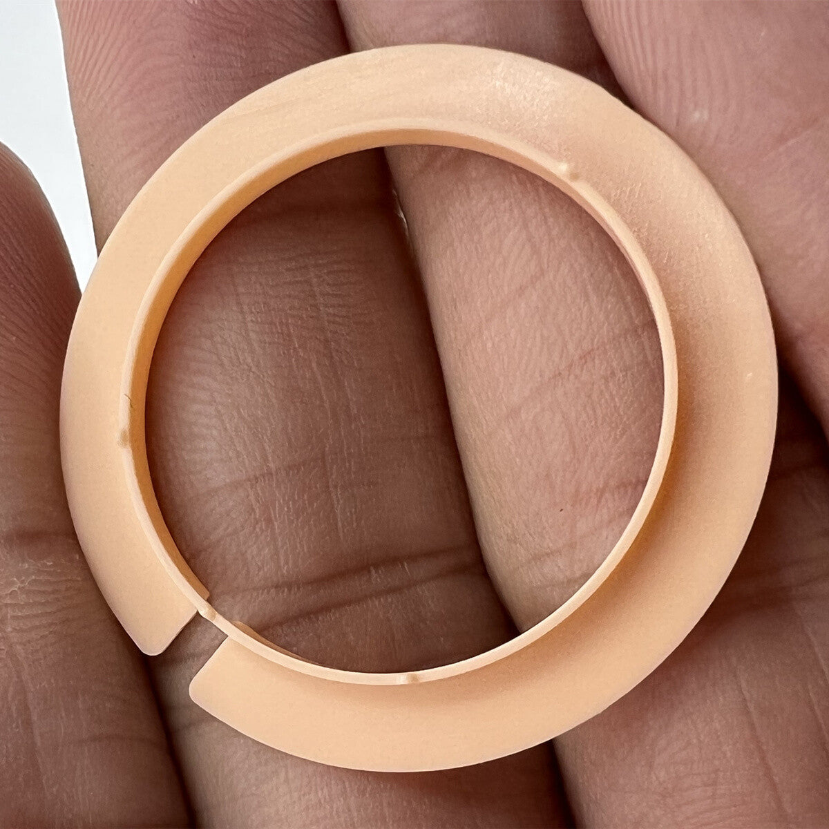 Watch case mount spacer ring for ETA955.112 Ronda 715 movement, precision fit.